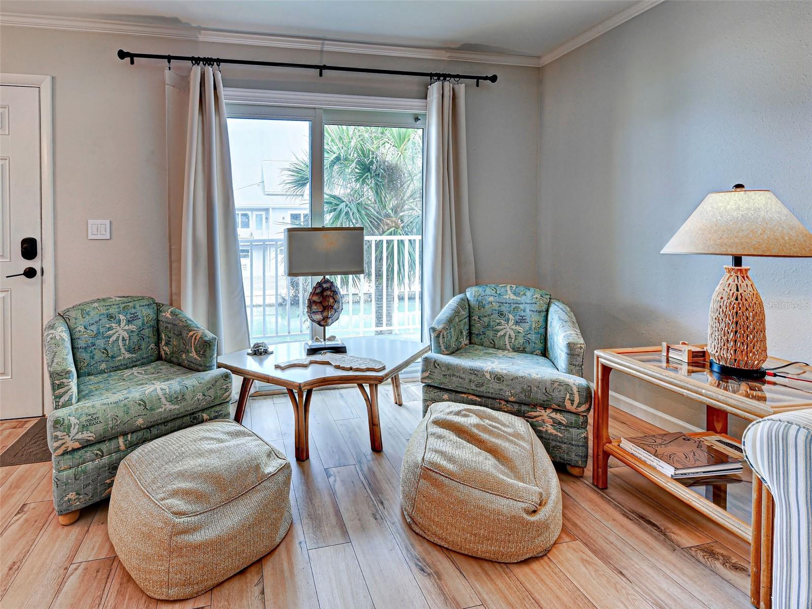 Image 18 of 45 For 902 Gibbs Road 285