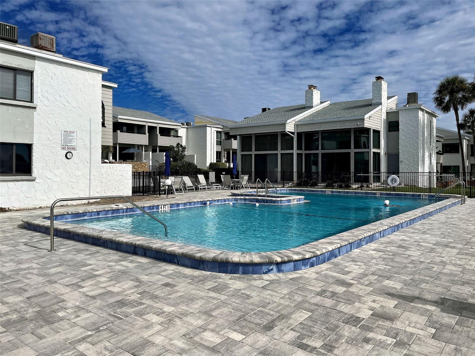 Image 41 of 45 For 902 Gibbs Road 285