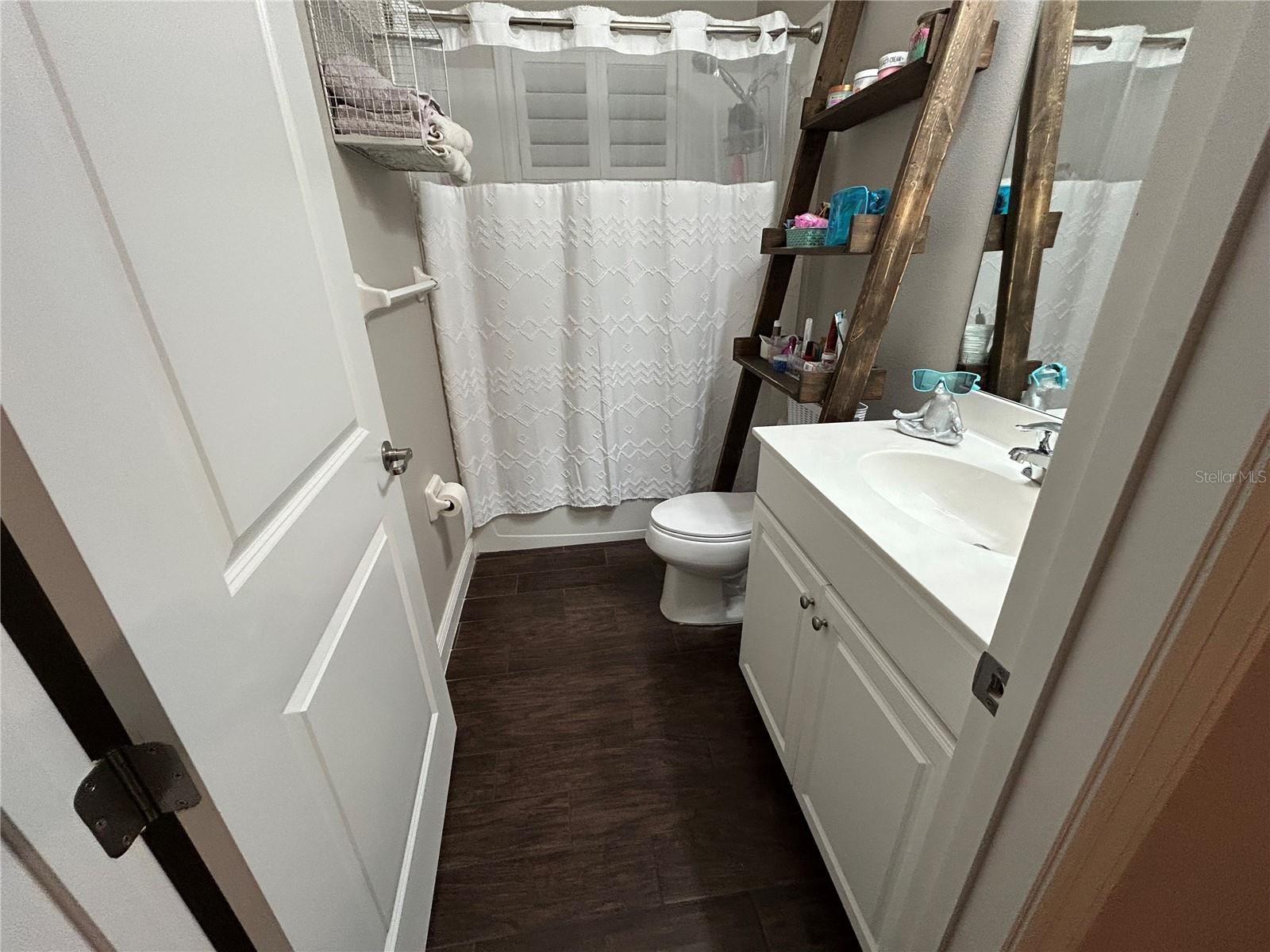 Image 6 of 48 For 125 Avens Drive