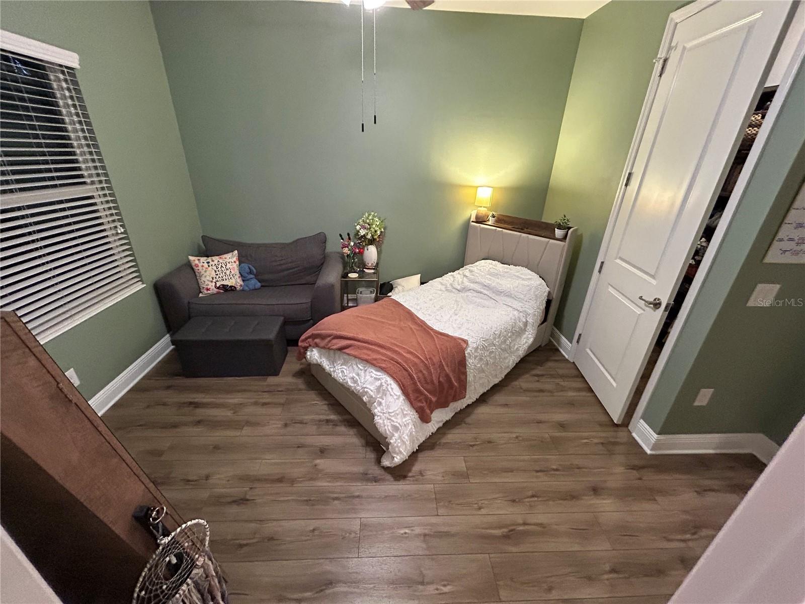 Image 7 of 48 For 125 Avens Drive