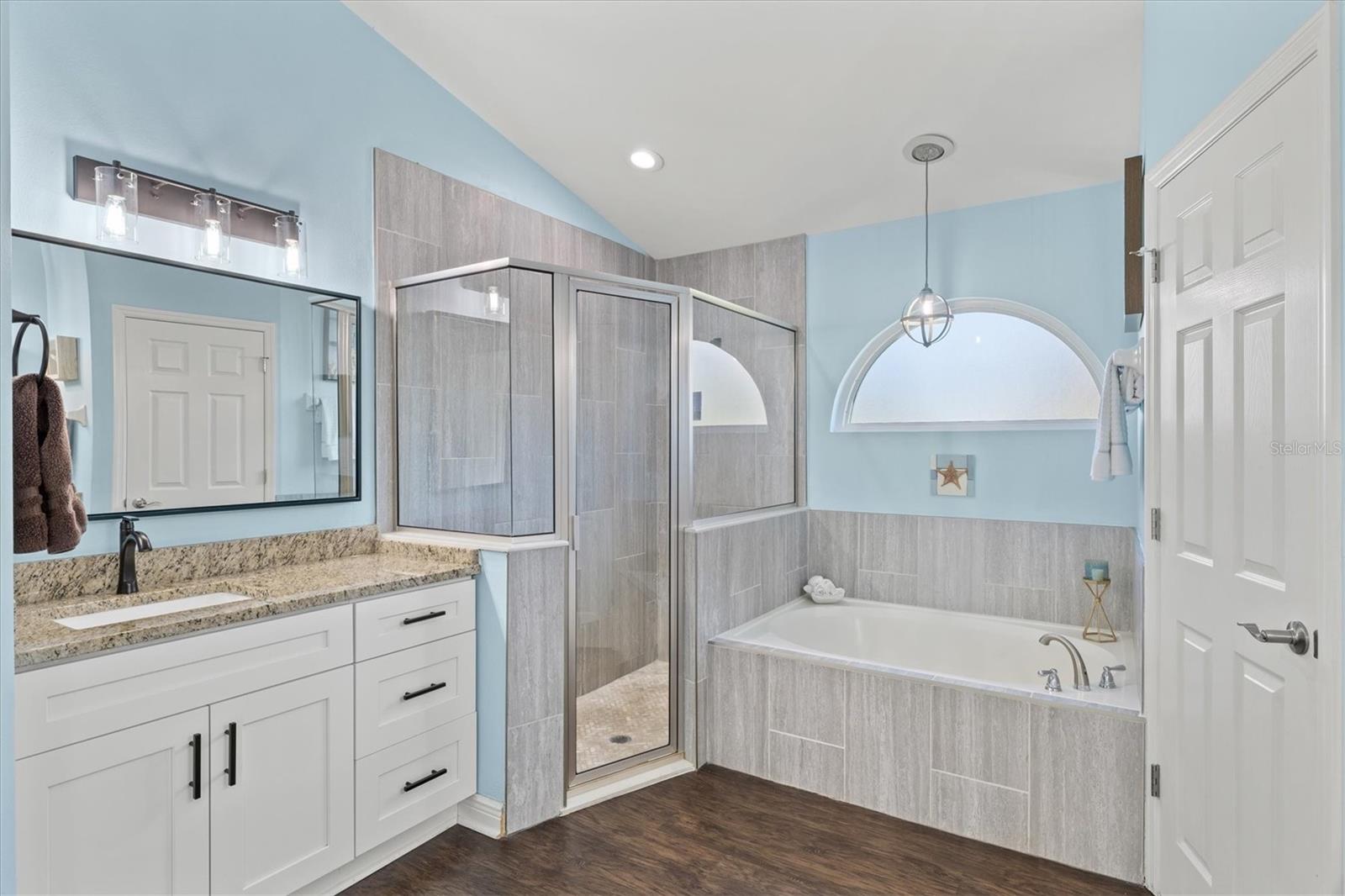 Image 37 of 81 For 1210 Whitney Drive