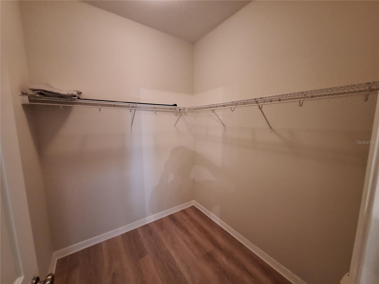 Image 14 of 35 For 3709 Parkridge Circle 7-204