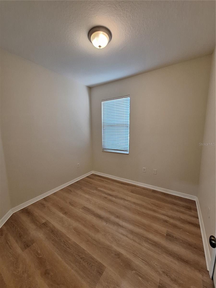 Image 19 of 35 For 3709 Parkridge Circle 7-204