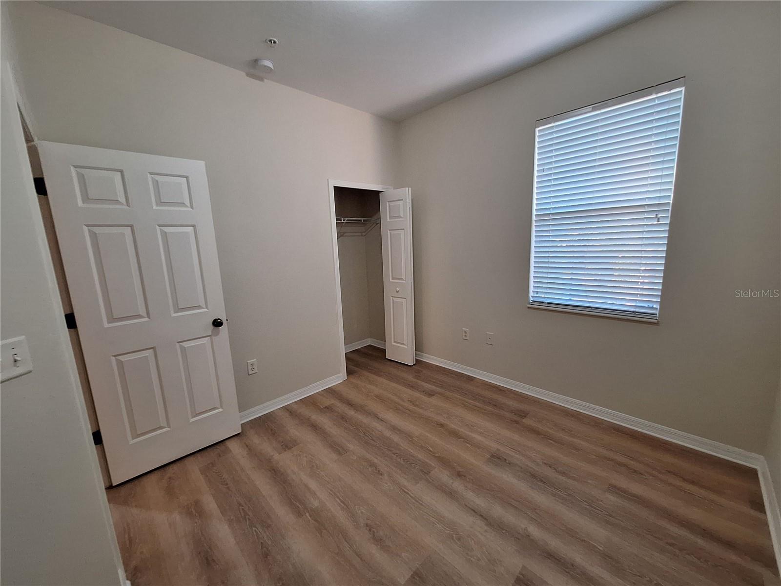 Image 22 of 35 For 3709 Parkridge Circle 7-204