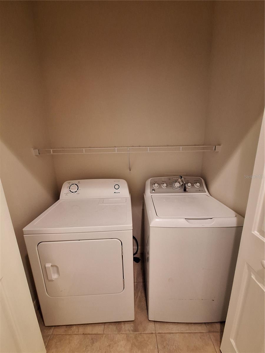 Image 25 of 35 For 3709 Parkridge Circle 7-204