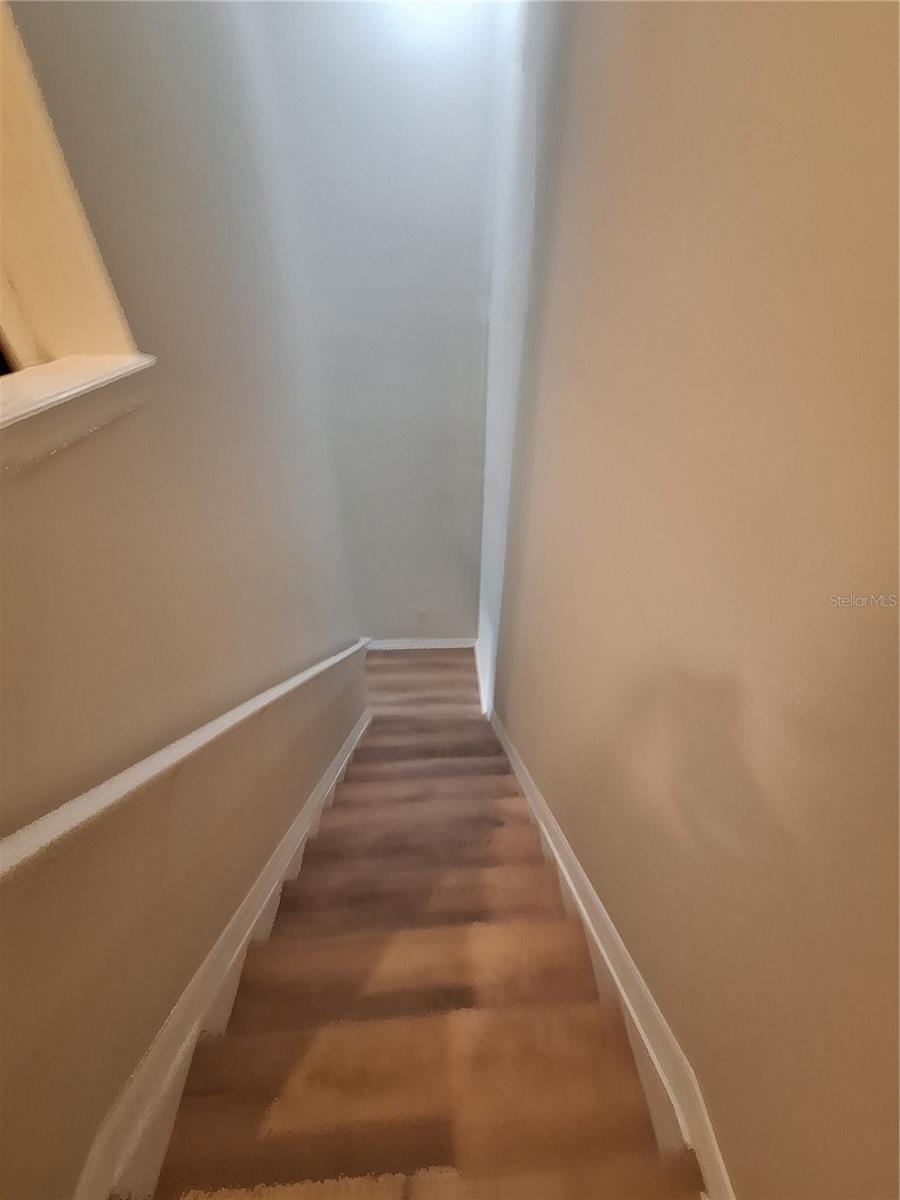 Image 28 of 35 For 3709 Parkridge Circle 7-204