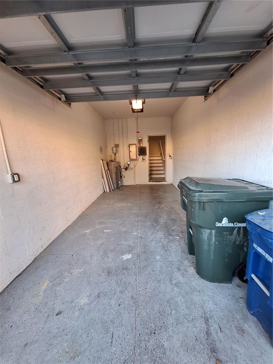 Image 30 of 35 For 3709 Parkridge Circle 7-204