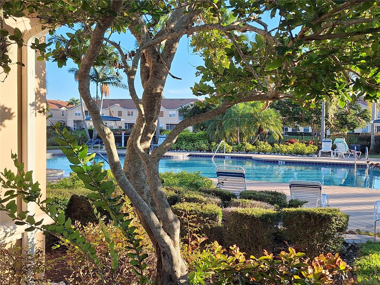 Image 33 of 35 For 3709 Parkridge Circle 7-204