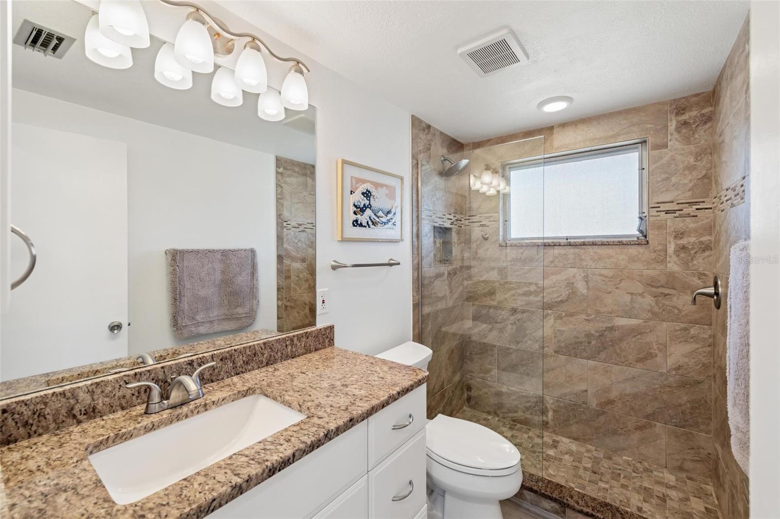 Image 14 of 24 For 1600 Maryknoll Road