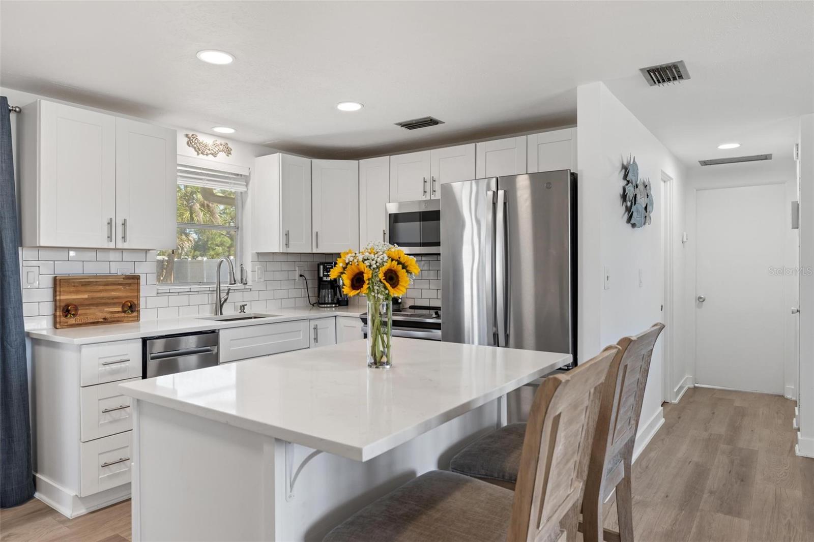 Image 8 of 24 For 1600 Maryknoll Road