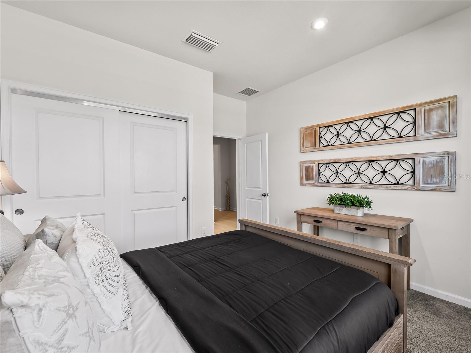 Image 13 of 76 For 20381 Minuet Place