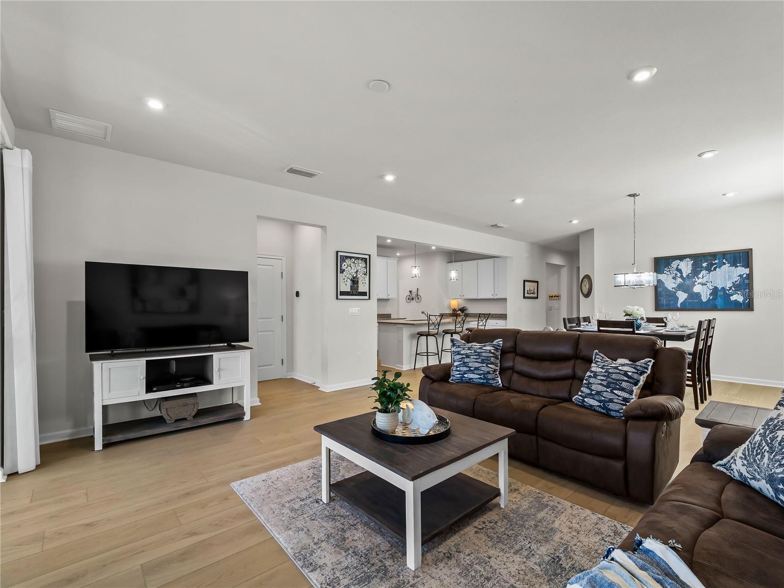 Image 4 of 76 For 20381 Minuet Place