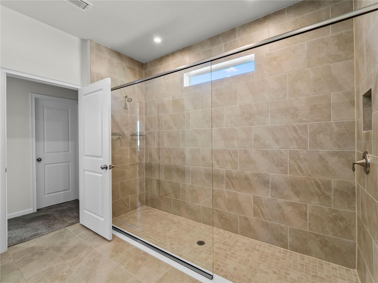 Image 42 of 76 For 20381 Minuet Place