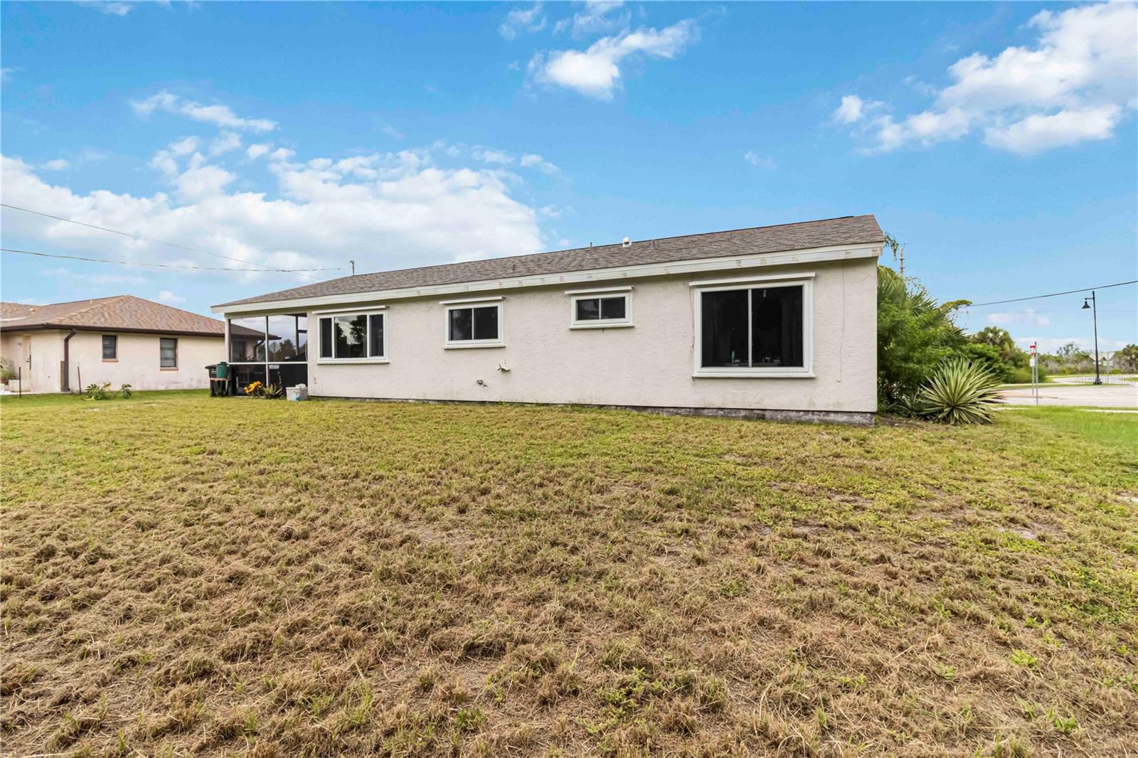 Image 30 of 38 For 20550 Edgewater Drive