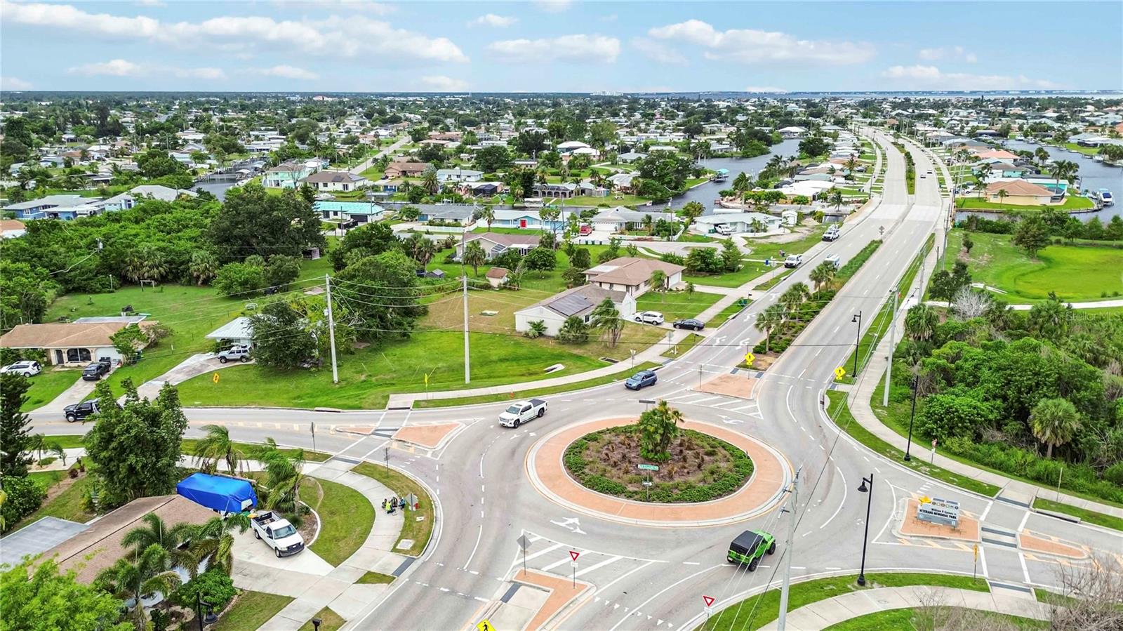 Image 36 of 38 For 20550 Edgewater Drive