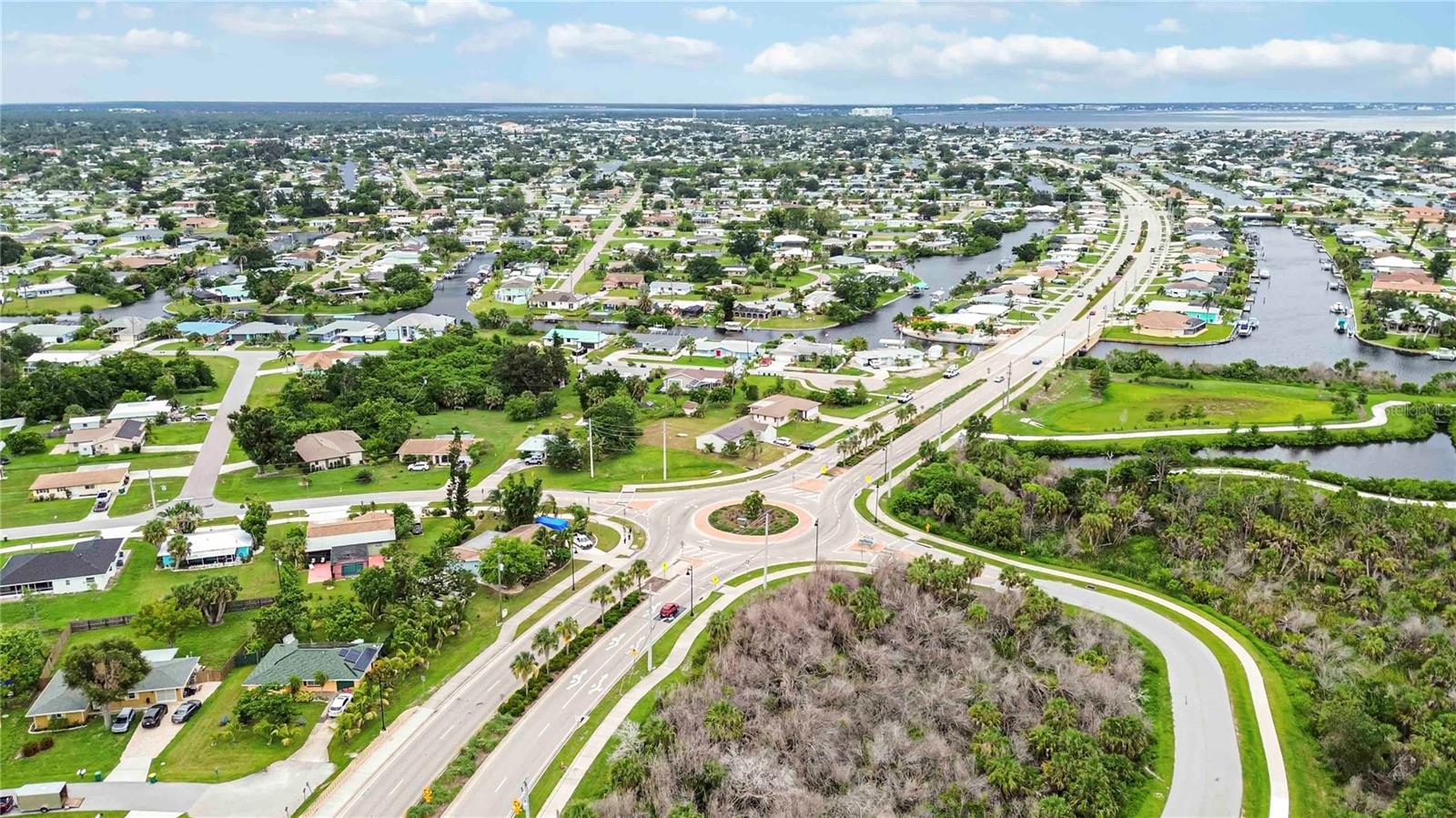 Image 37 of 38 For 20550 Edgewater Drive