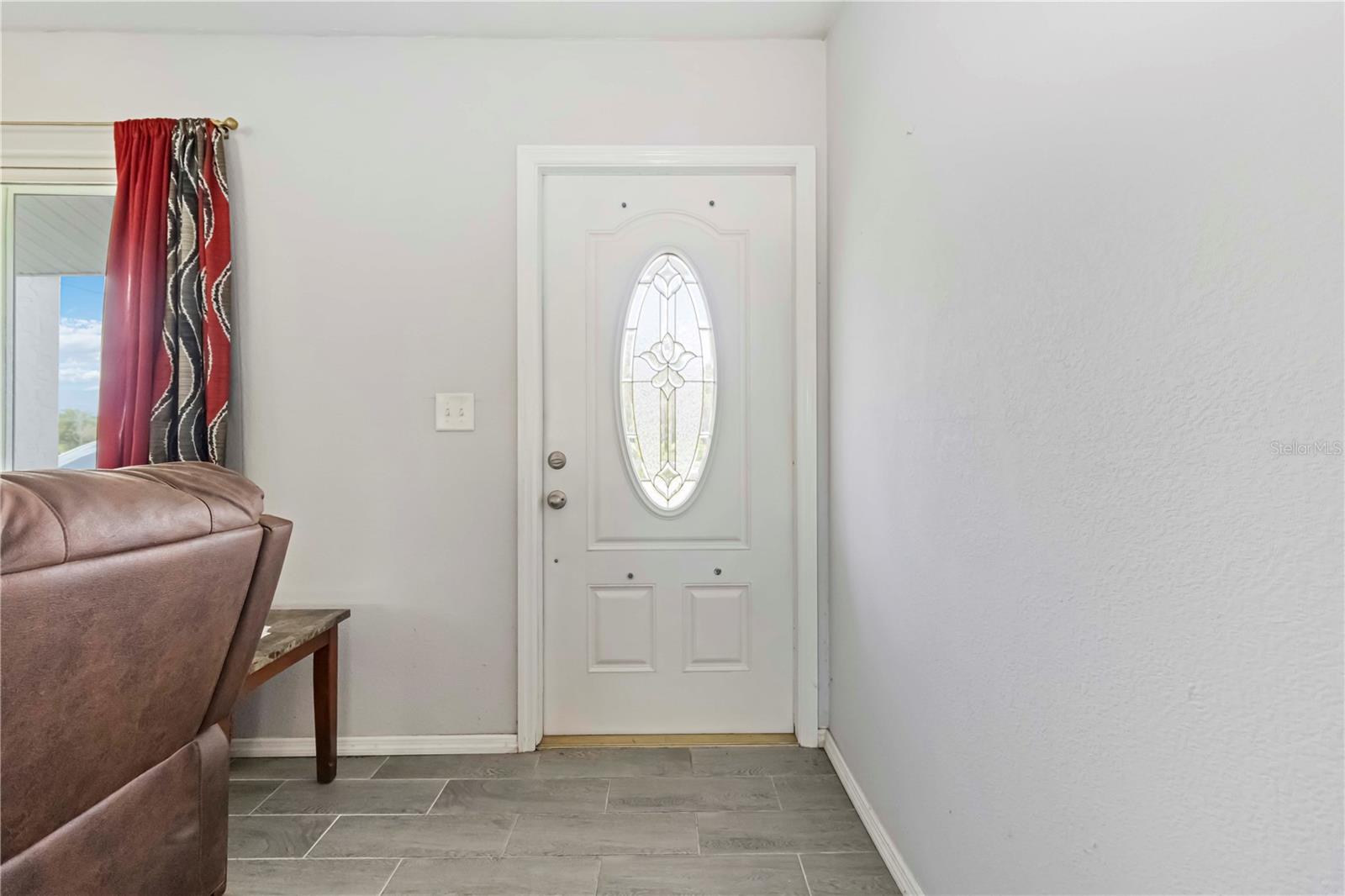 Image 6 of 38 For 20550 Edgewater Drive