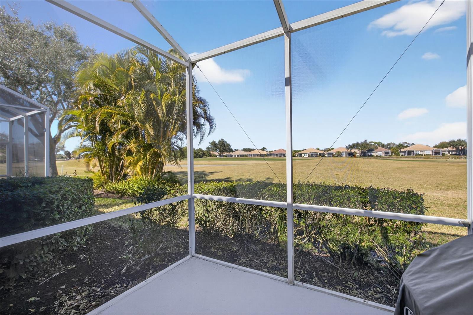 Image 29 of 59 For 625 Back Nine Drive