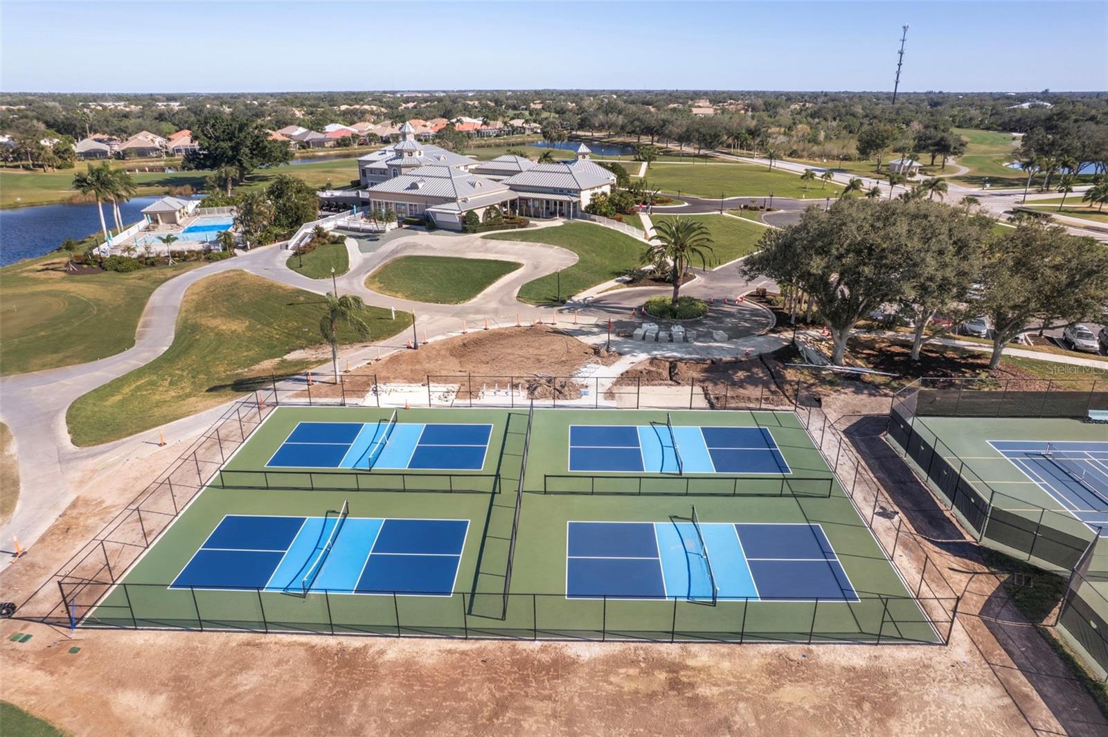 Image 47 of 59 For 625 Back Nine Drive