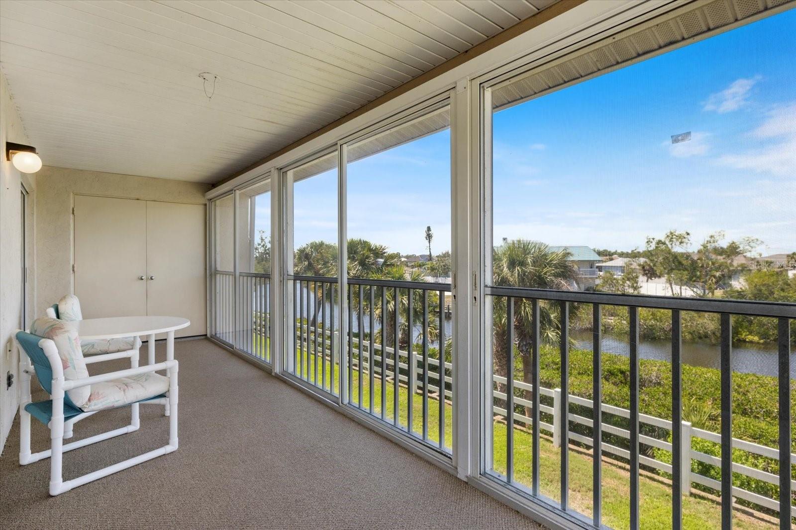 Image 16 of 48 For 841 Waterside Drive 206