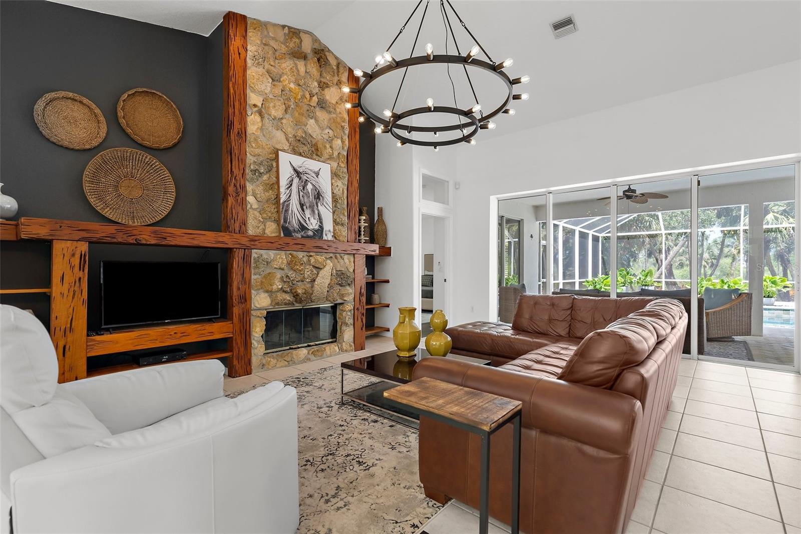 Image 10 of 72 For 710 River Road