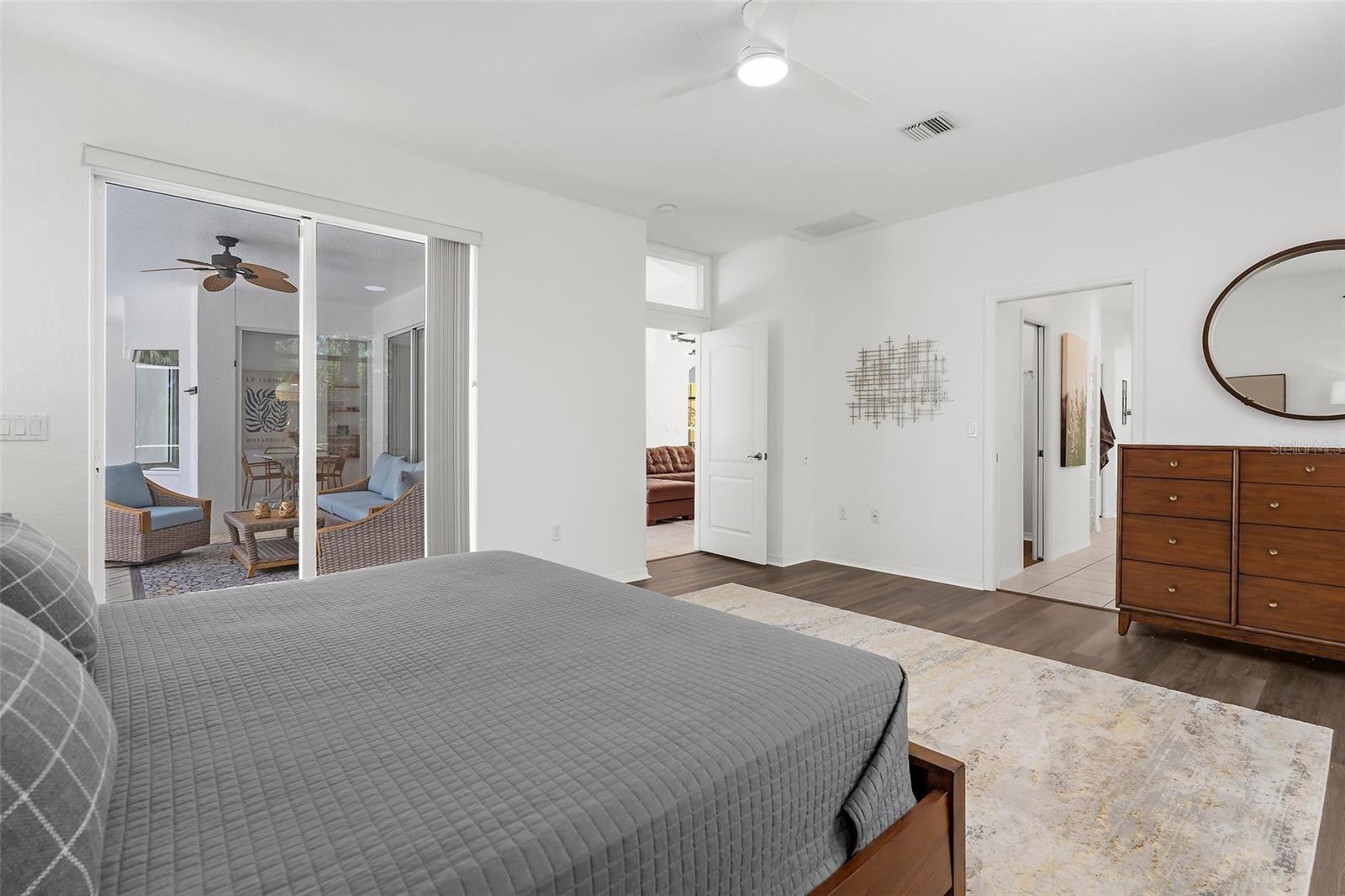 Image 14 of 72 For 710 River Road