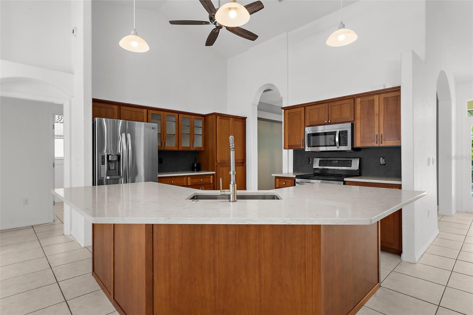 Image 22 of 72 For 710 River Road