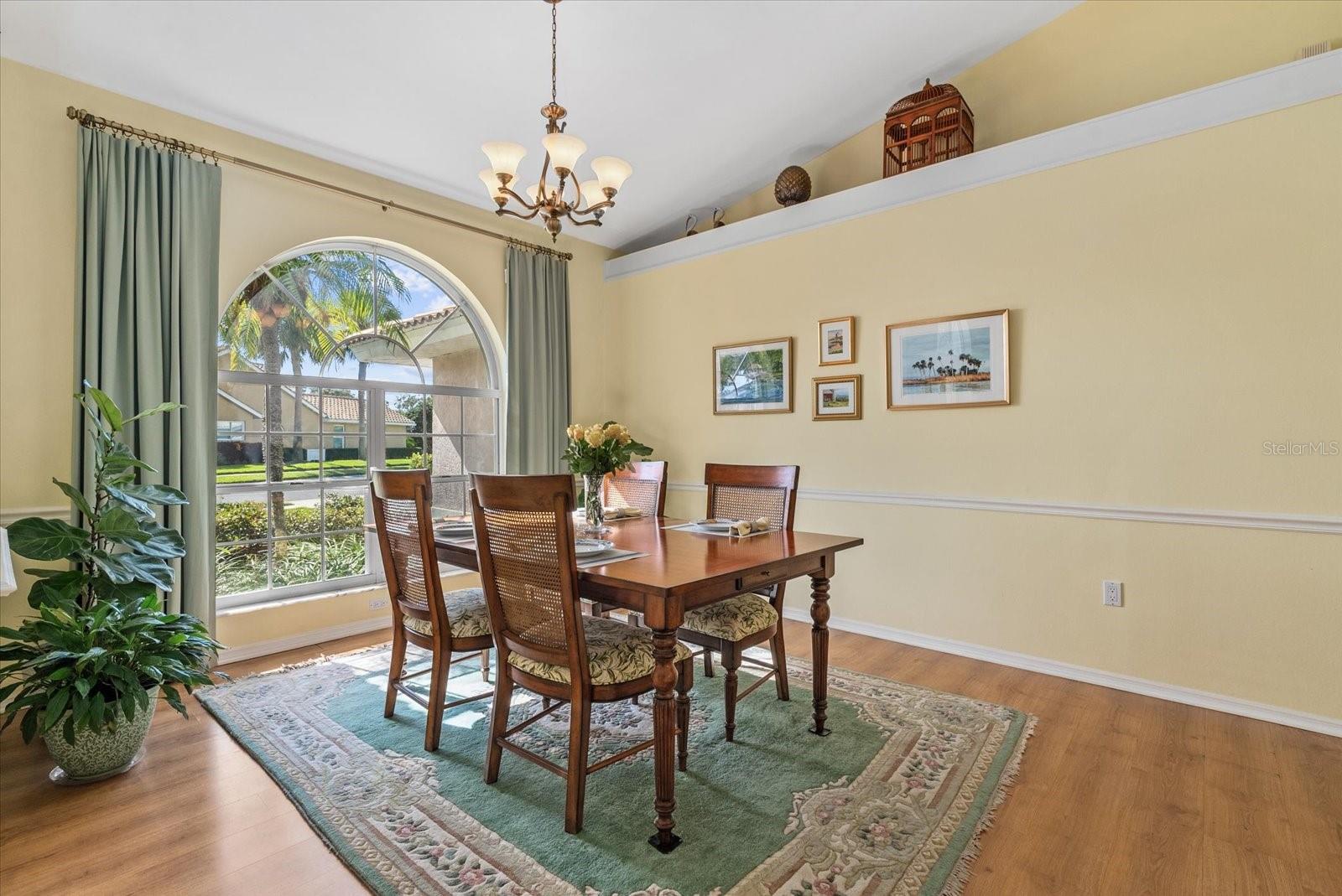 Image 11 of 64 For 1644 Liscourt Drive