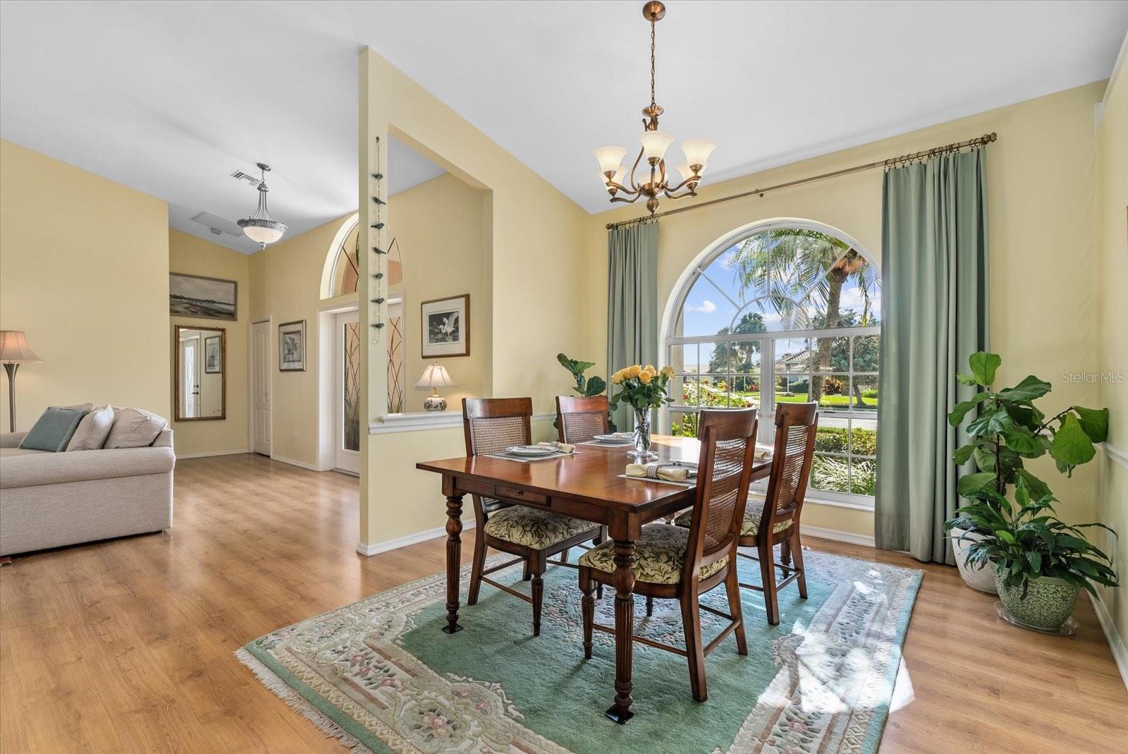 Image 12 of 64 For 1644 Liscourt Drive