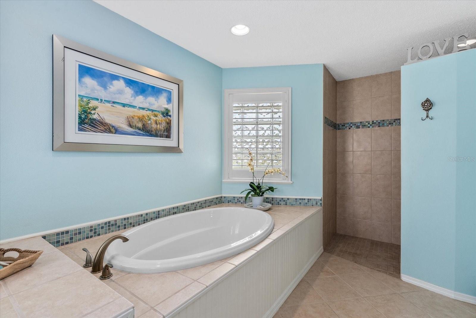 Image 17 of 64 For 1644 Liscourt Drive