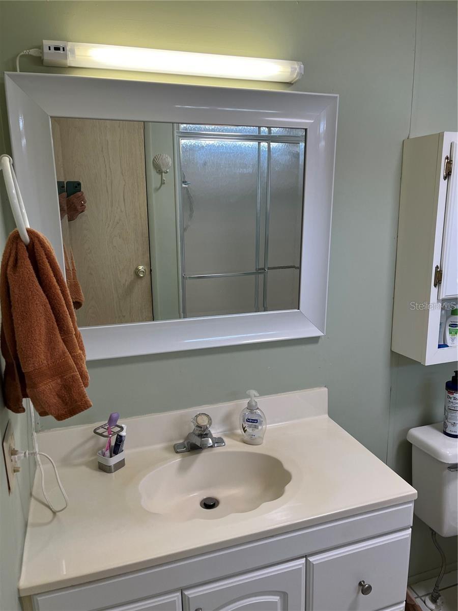 Image 34 of 53 For 919 Cortina Boulevard