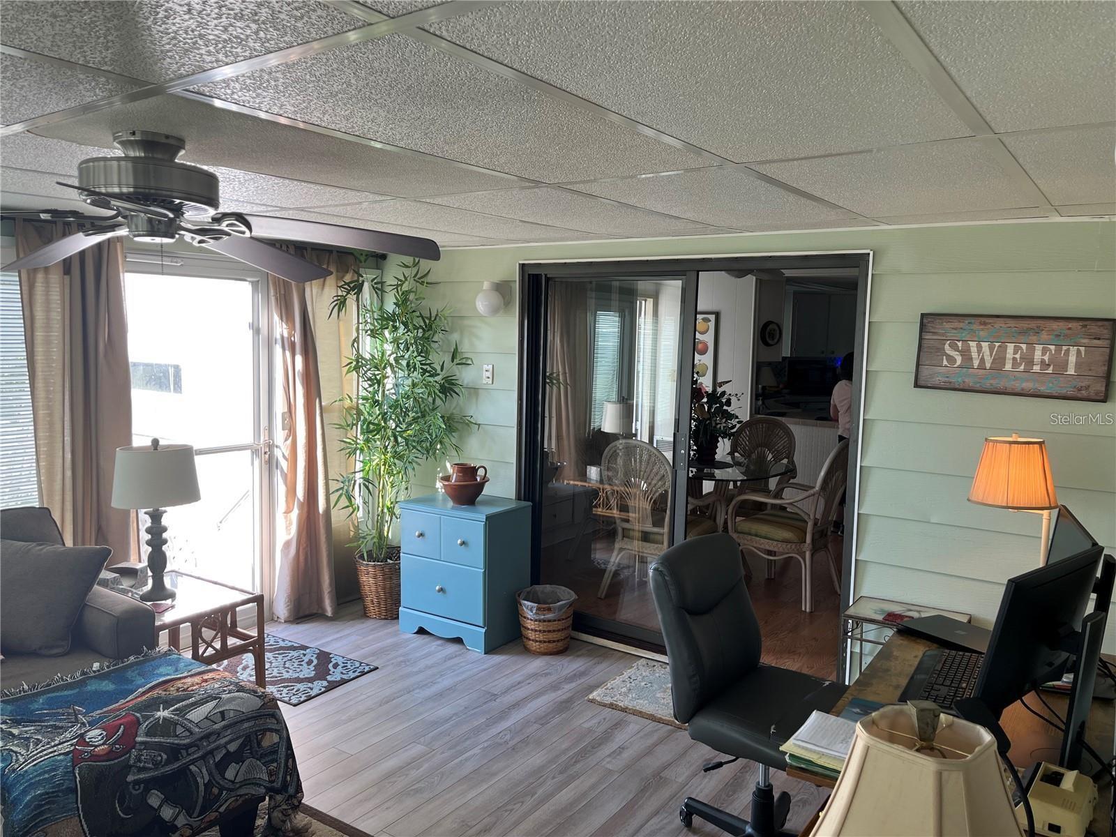 Image 40 of 53 For 919 Cortina Boulevard