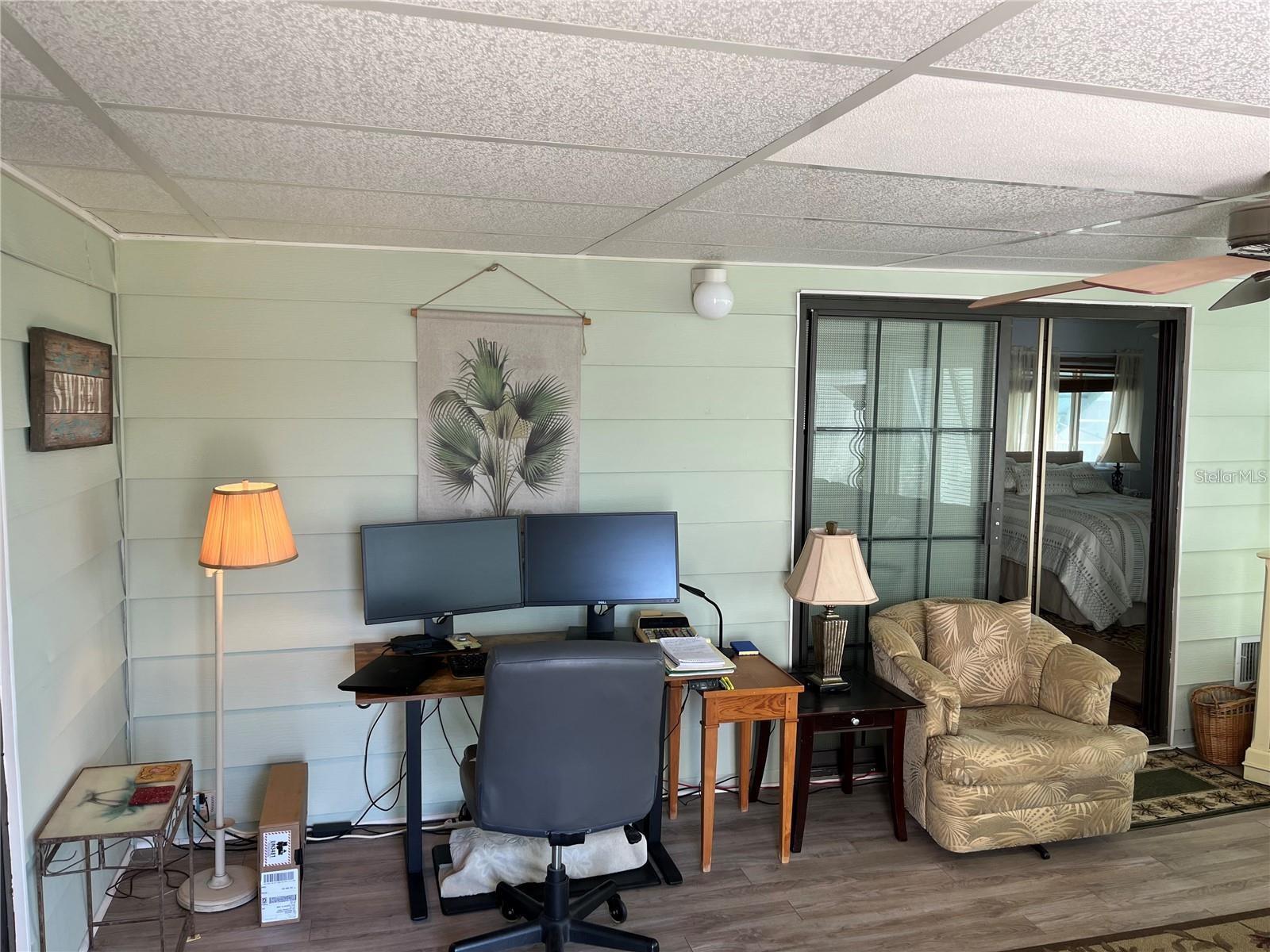 Image 43 of 53 For 919 Cortina Boulevard