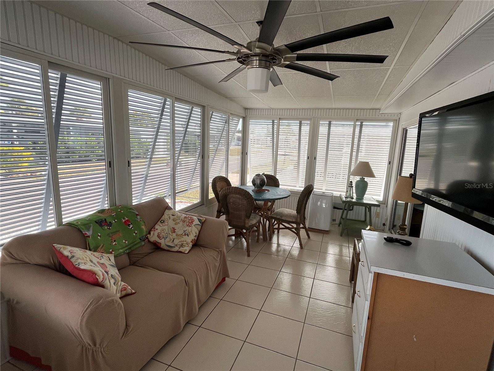 Image 25 of 52 For 826 Trento Drive