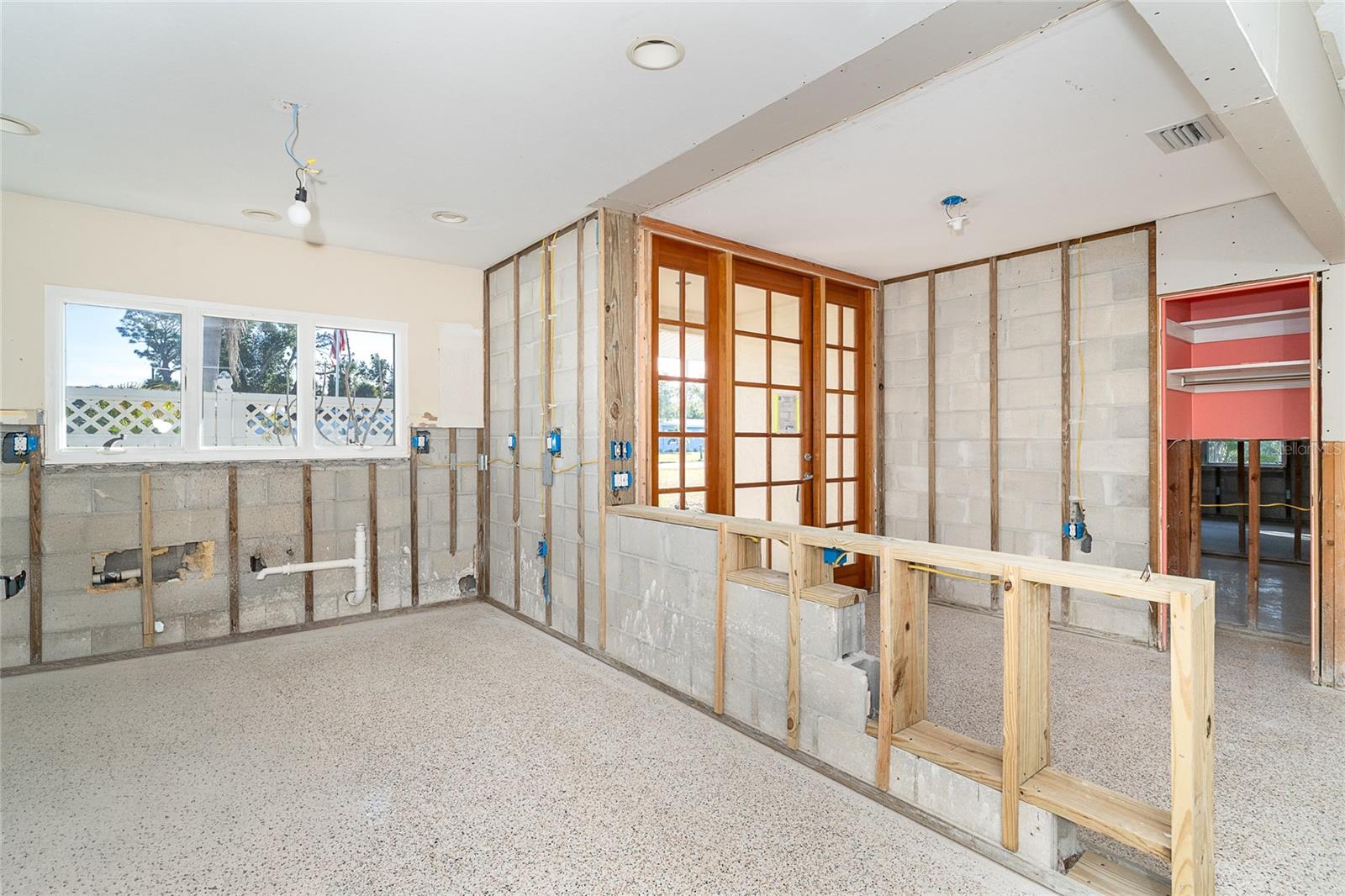 Image 16 of 49 For 1260 Maryknoll Road