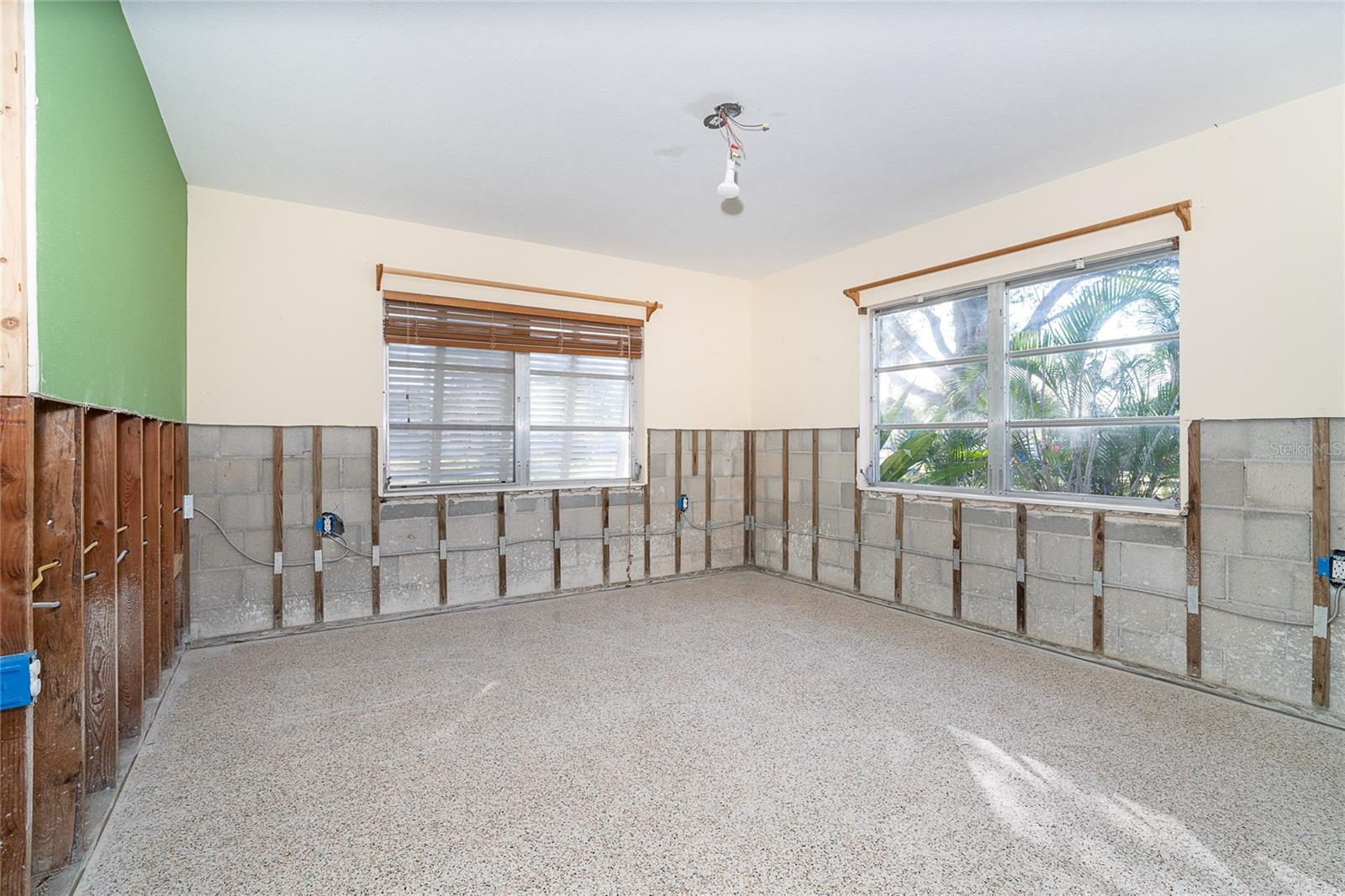 Image 20 of 49 For 1260 Maryknoll Road