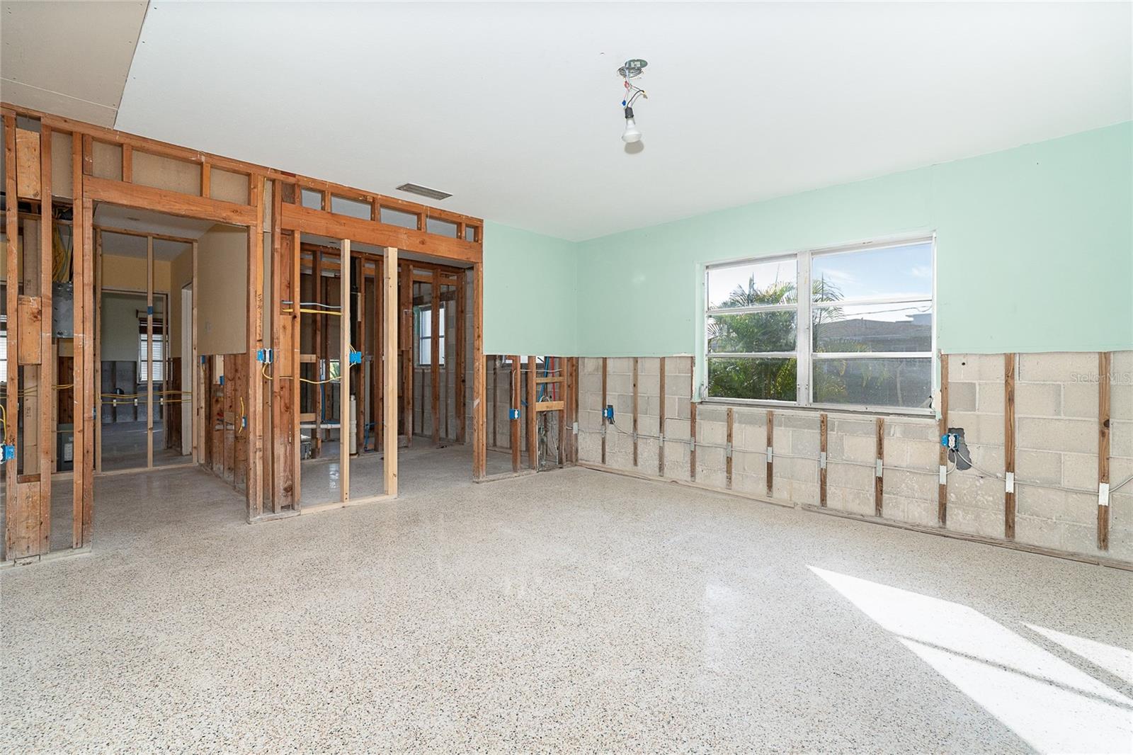 Image 21 of 49 For 1260 Maryknoll Road