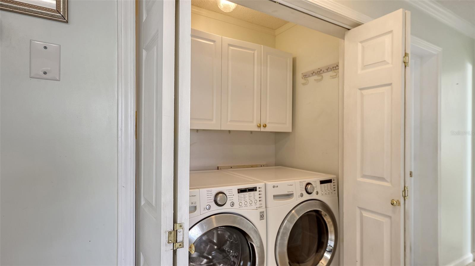 Image 11 of 43 For 11 Erskine Drive