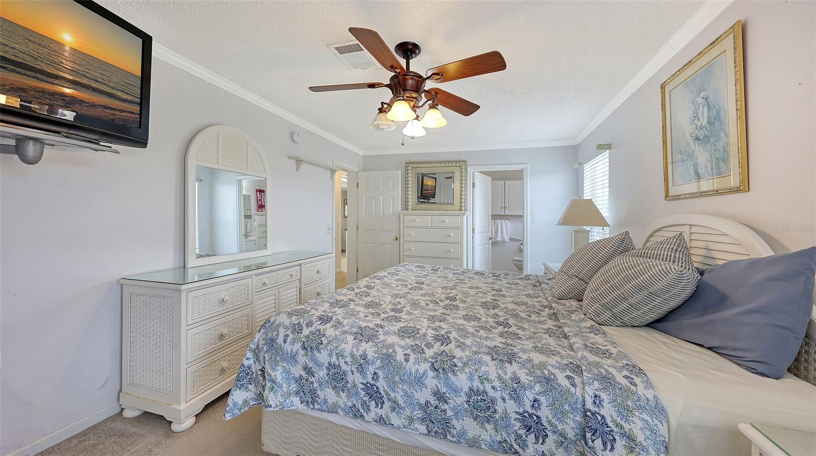 Image 20 of 43 For 11 Erskine Drive