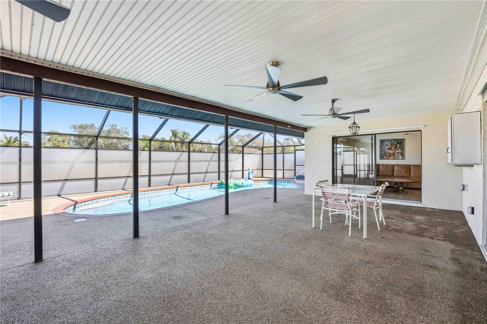 Image 31 of 45 For 114 Woodingham Drive