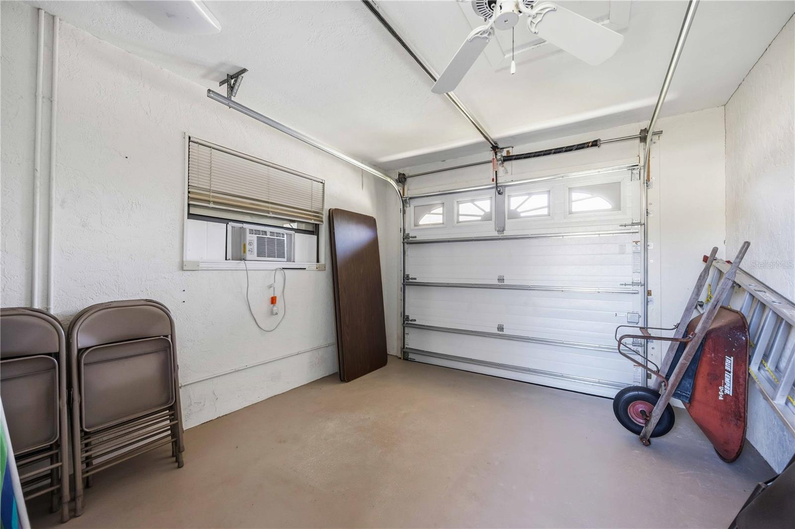 Image 32 of 45 For 114 Woodingham Drive