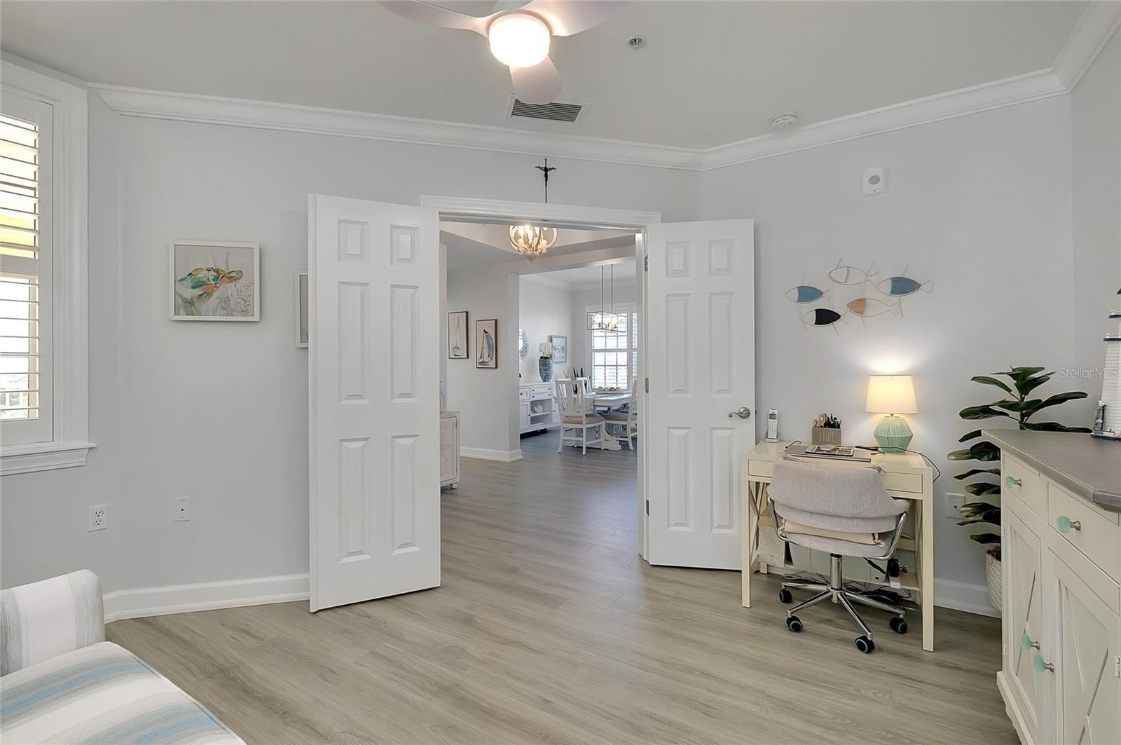 Image 36 of 76 For 10501 Amberjack Way 301