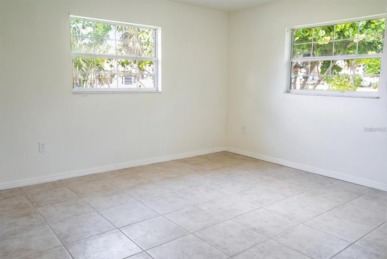 Image 11 of 28 For 1796 Florence Avenue