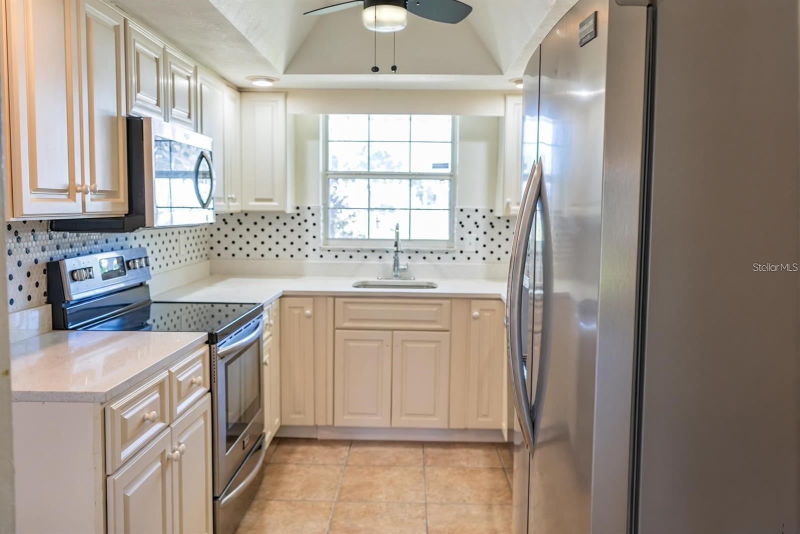 Image 4 of 28 For 1796 Florence Avenue