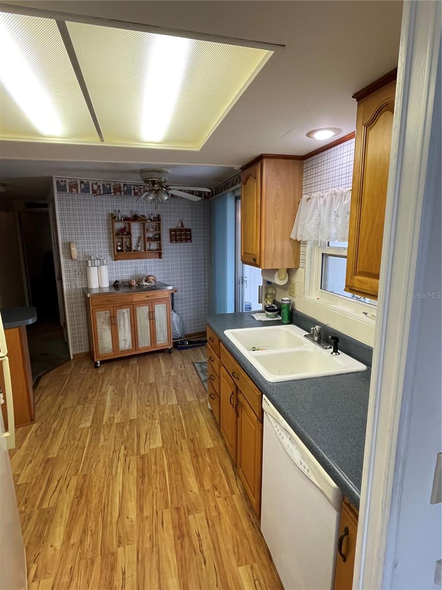 Image 11 of 31 For 524 Vasto Drive