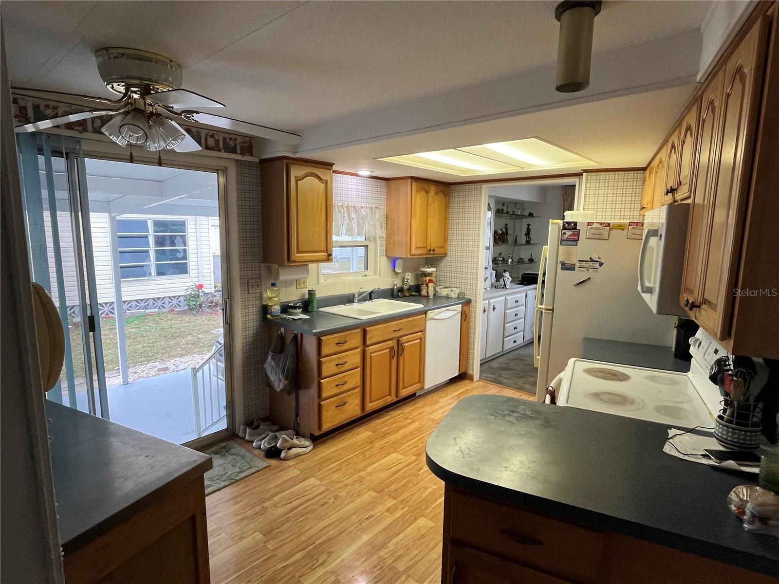 Image 14 of 31 For 524 Vasto Drive