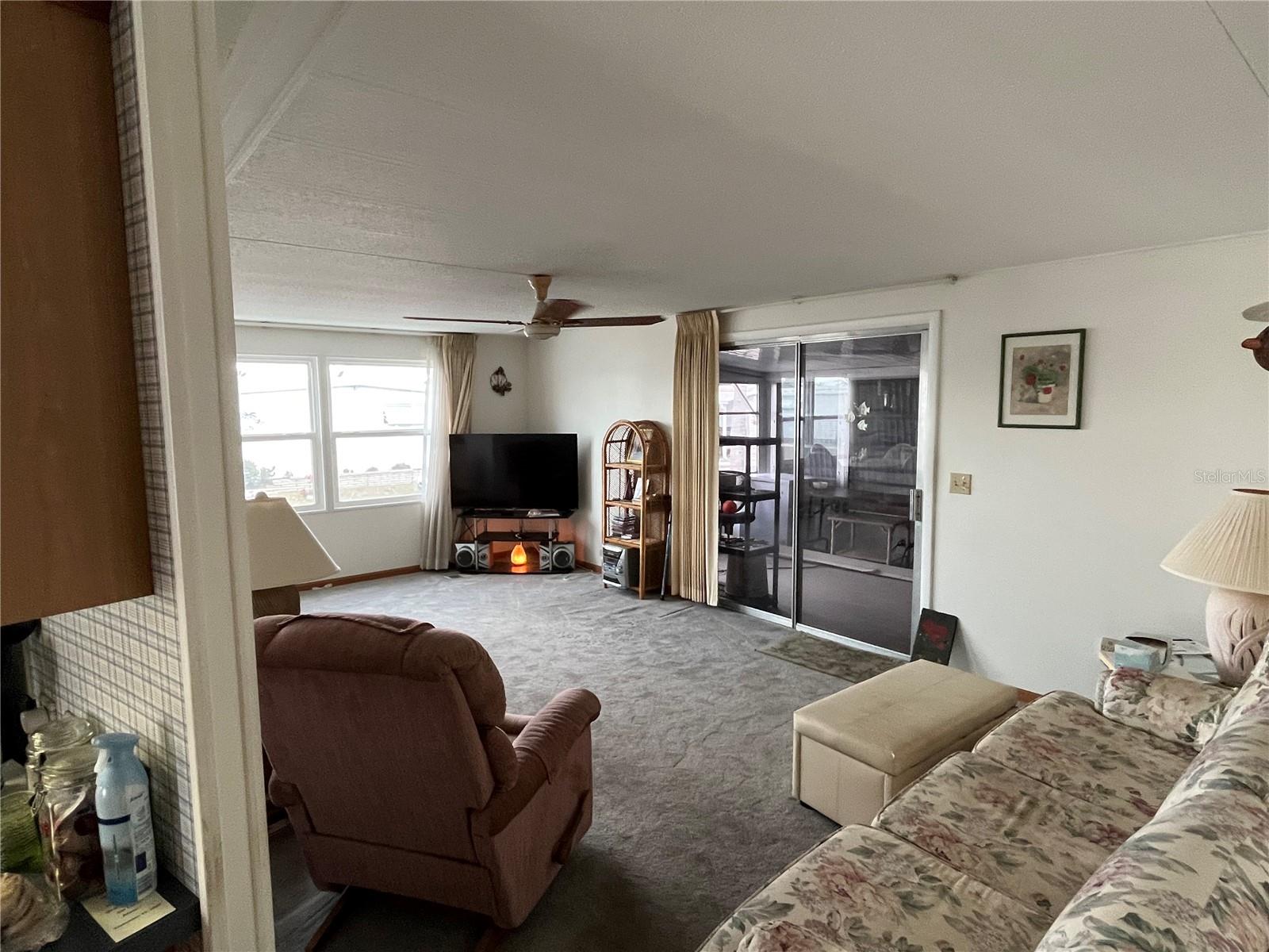 Image 15 of 31 For 524 Vasto Drive