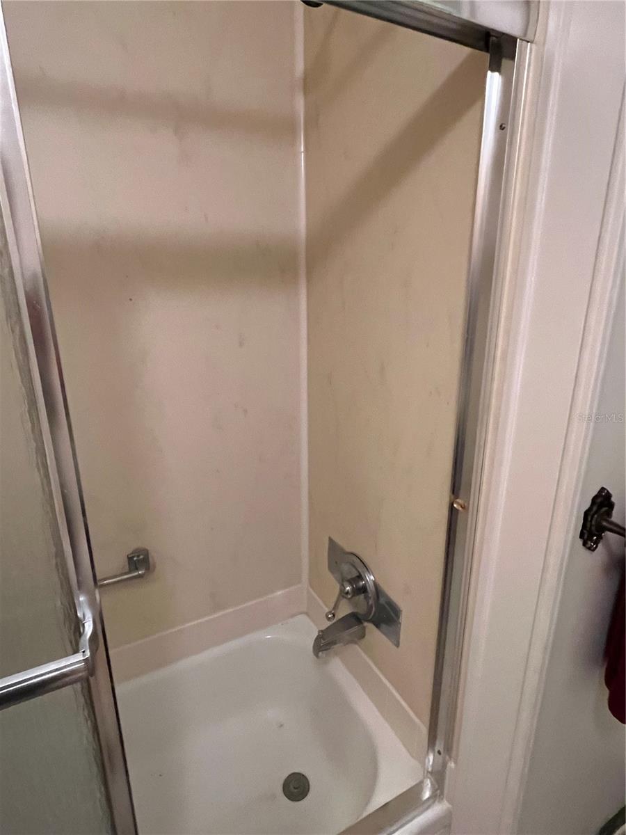 Image 21 of 31 For 524 Vasto Drive