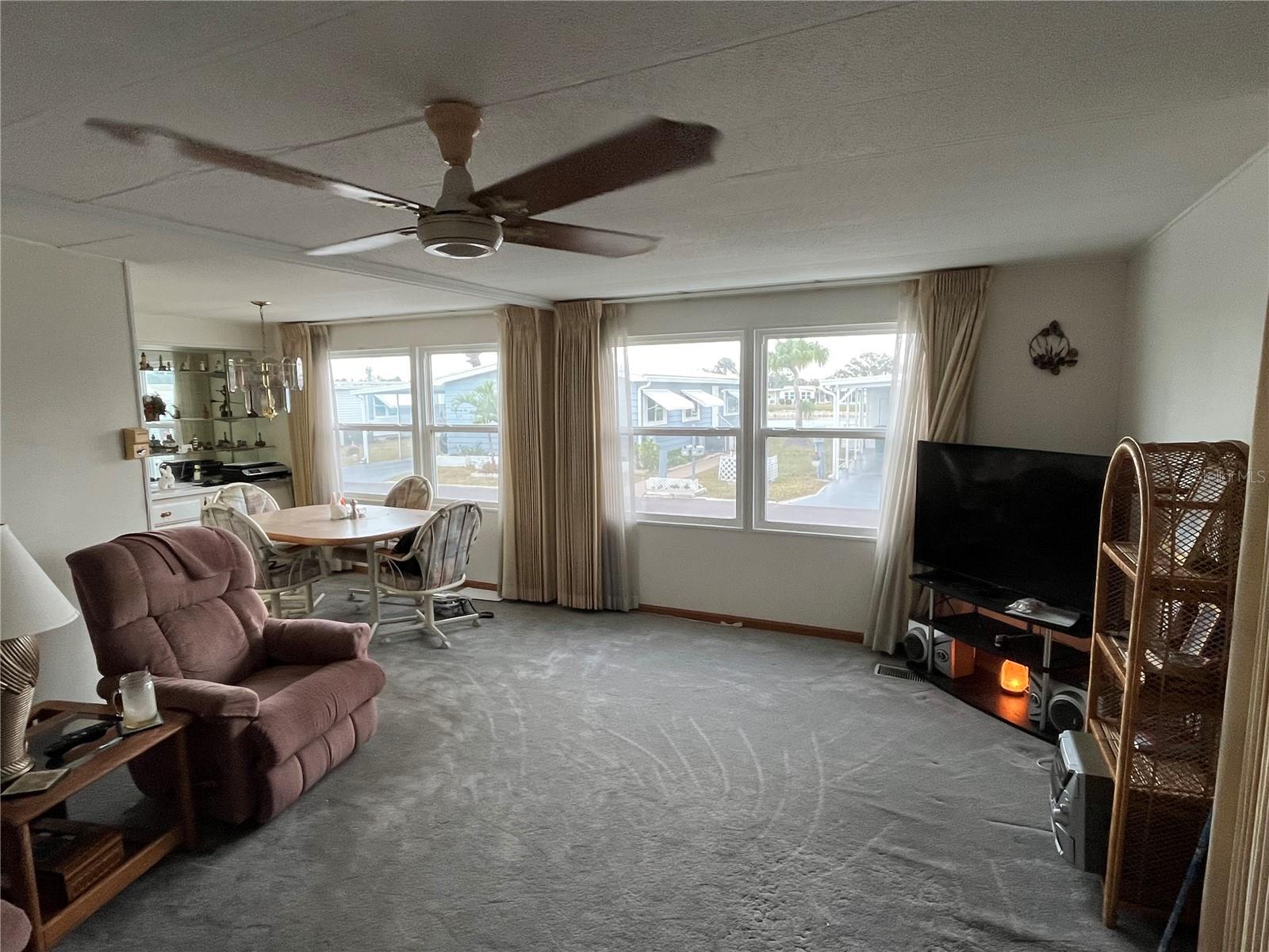 Image 6 of 31 For 524 Vasto Drive