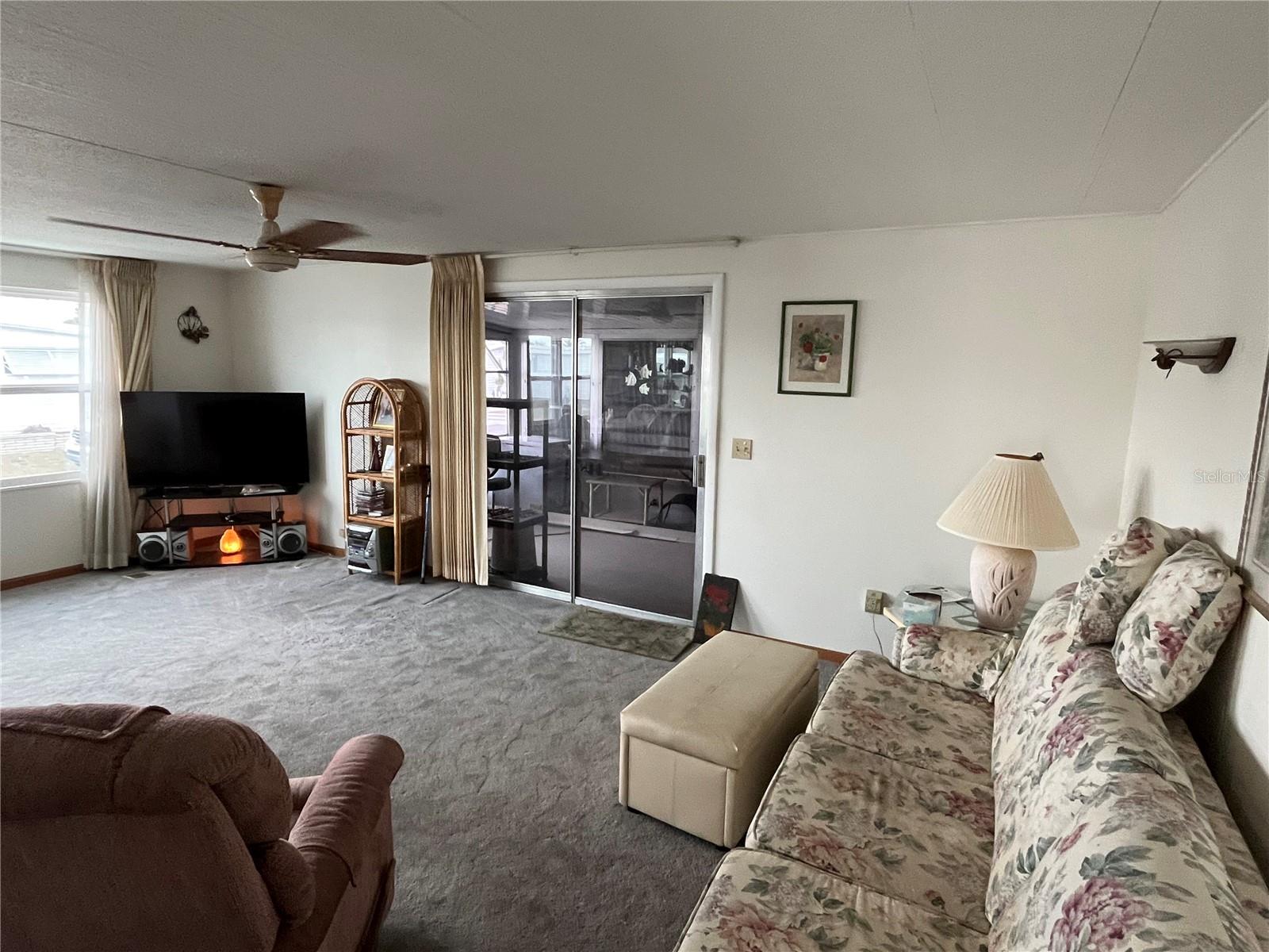 Image 7 of 31 For 524 Vasto Drive